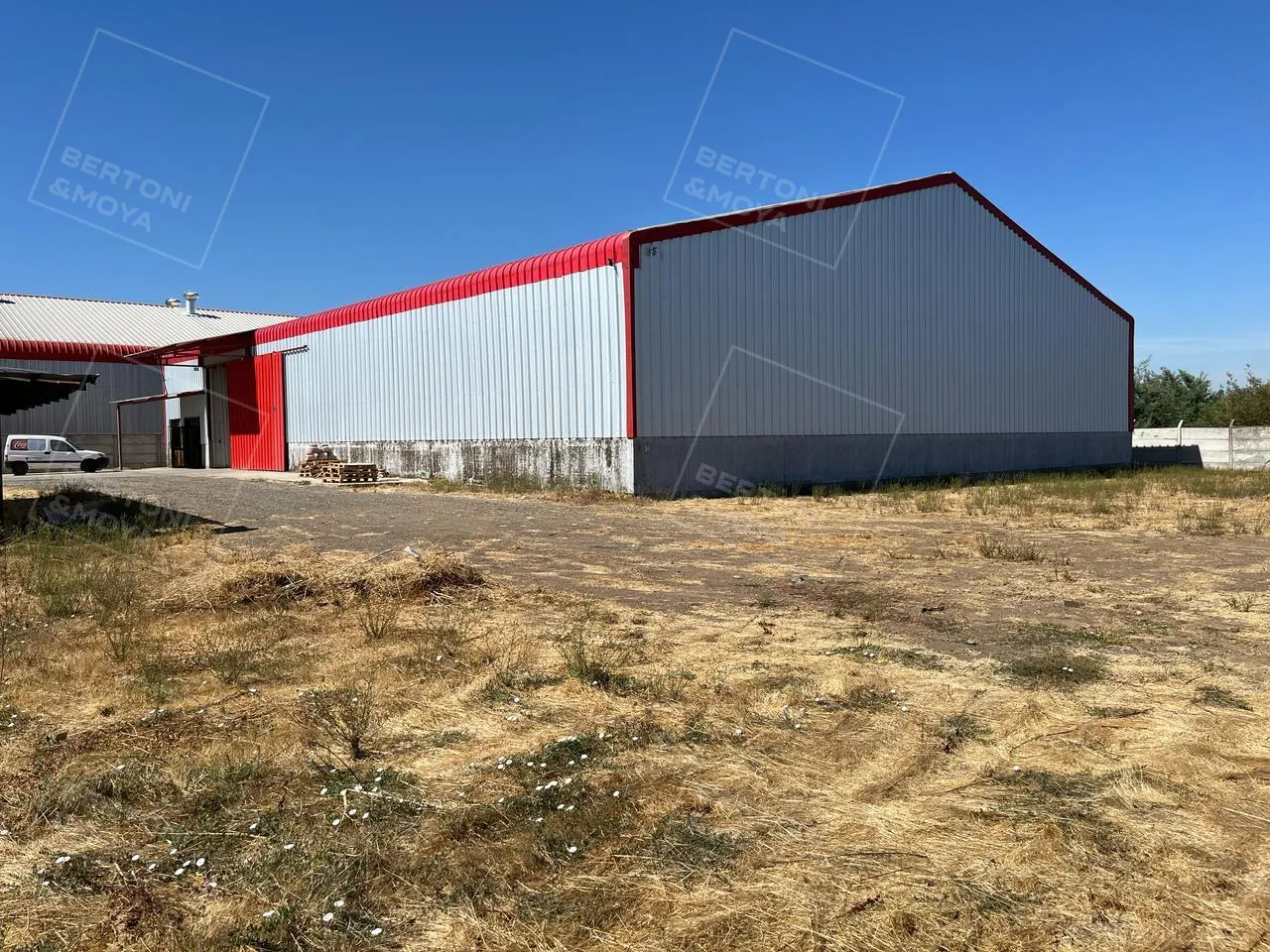 Bodega 1000 m2 acceso norte — foto 3