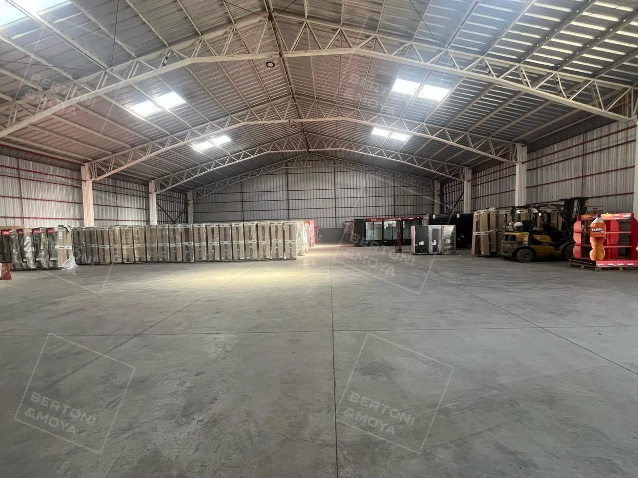 Bodega 1000 m2 acceso norte — foto 6