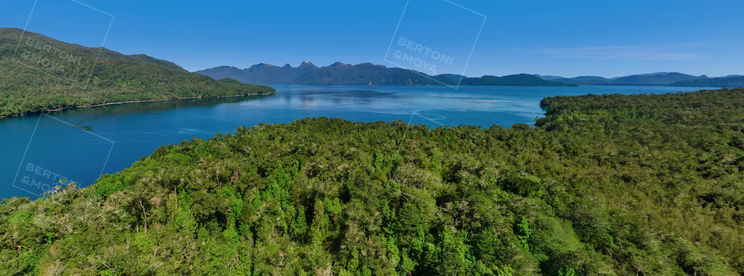 Terrenos Puerto Bonito, Laguna San Rafael — foto 1
